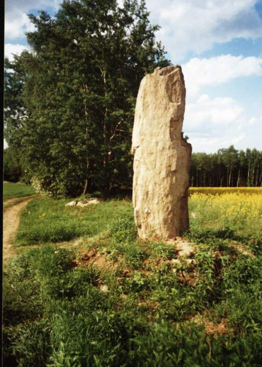 napodobenina keltského „Menhiru“